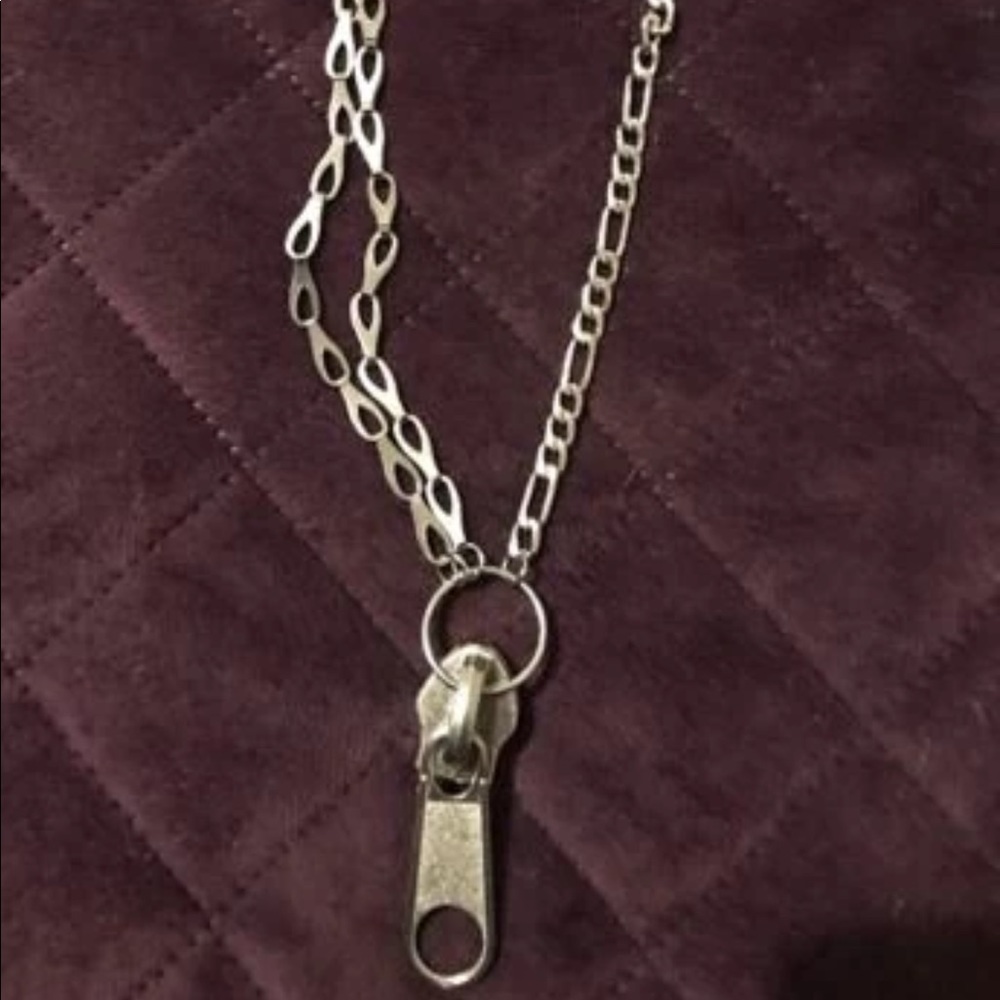 🦋Zipper Charm Chain Choker - Picture 4 of 4
